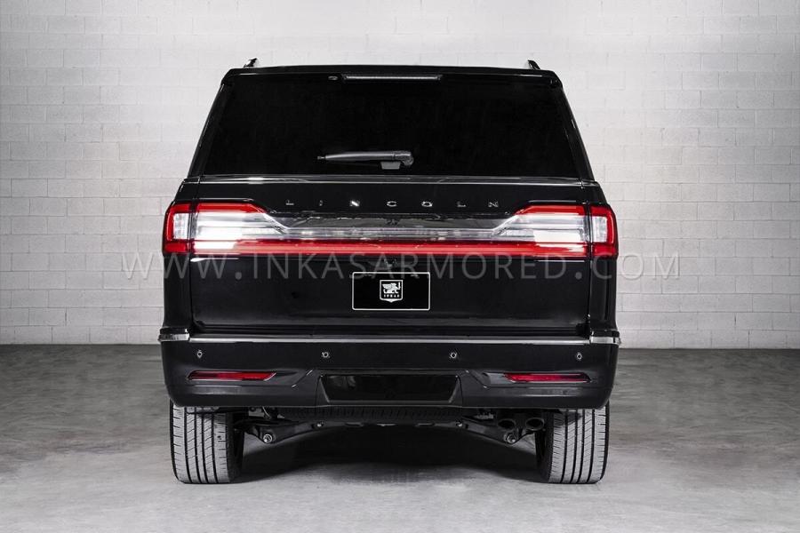 Lincoln Navigator L by Inkas 2020 года  (фото 4 из 12)